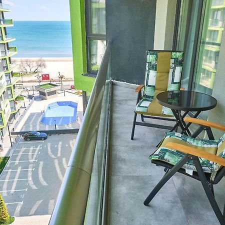 Moonstar Apartment - Spa N Pools Beach Resort Mamaia Exterior foto