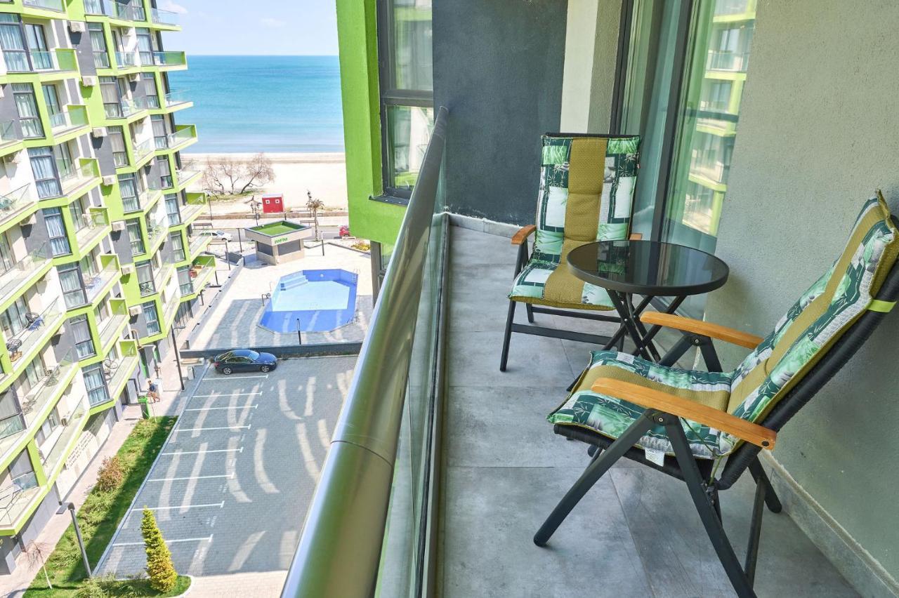 Moonstar Apartment - Spa N Pools Beach Resort Mamaia Exterior foto